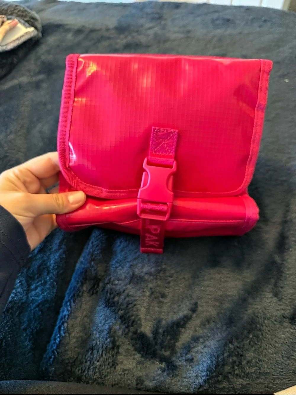 Calpak Terra Hanging Toiletry Bag Pink